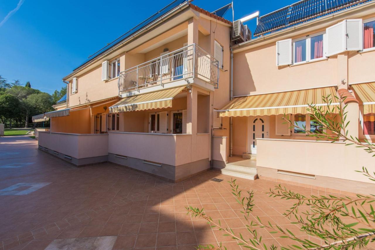 Apartments Materada Residence Porec Exterior photo
